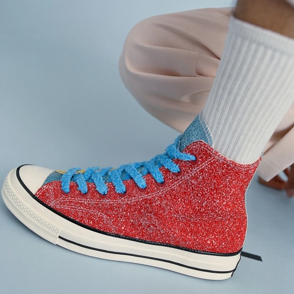 JW Anderson Glitter✨ Converse Sneakers - Picture 3 of 9